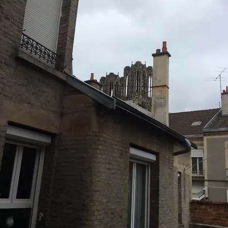 Apartamento Des Sacres Reims